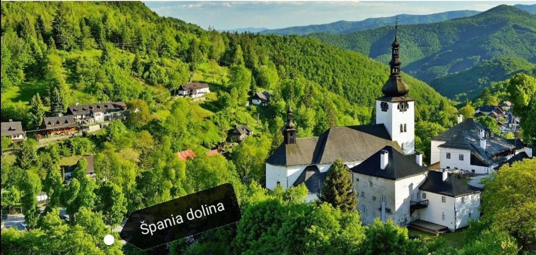 Apartmany Podlavice Banska Bystrica Luaran gambar
